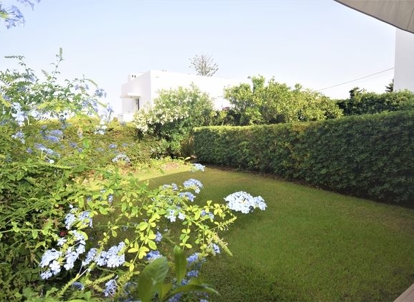 Tu Santuario Temporal te Espera en Sotogrande Piso San Roque