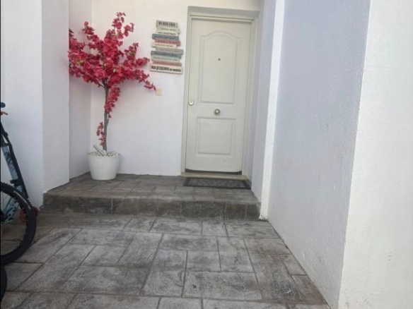 ADOSADO CON PISCINA PRIVADA – URB. PARAÍSO- SANTA MARGARITA Casa Línea de la Concepción