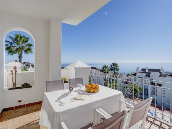 Marina de Alcaidesa- Preciosas vistas Mar-golf y Gibraltar Piso La Alcaidesa